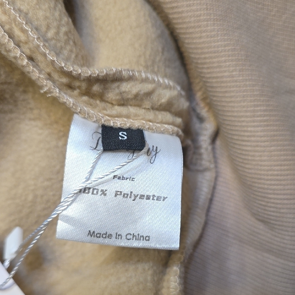 Chic Cream Women's Crew Neck Sweater - Picture 4 of 5